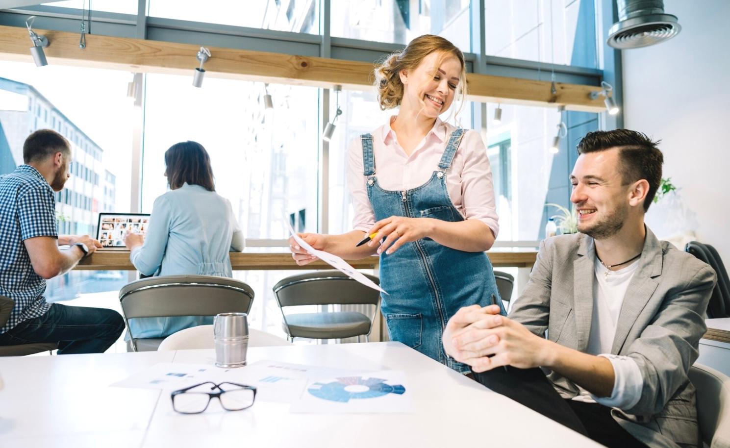 Sesión de trabajo colaborativo sobre estrategia financiera